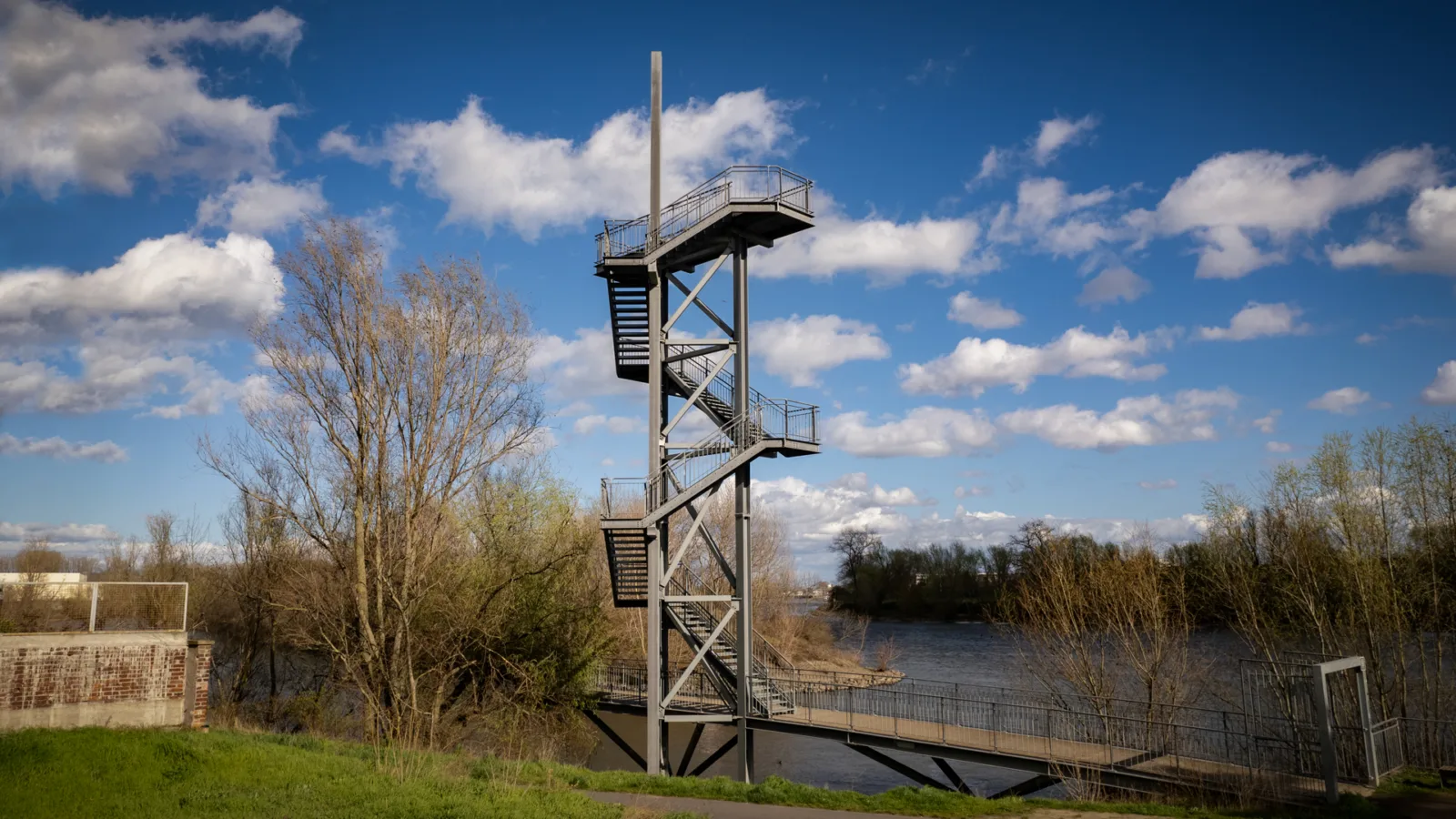 Aussichtsturm mainhafen dji 0994 aussichtsturm mainhafen ansicht 03 16